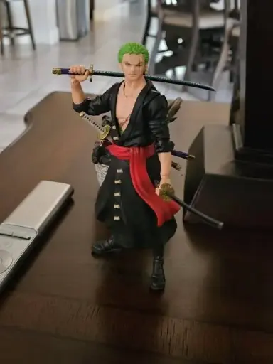 Zoro Post Time Skip [Action Figure]